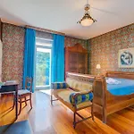 Apartment Tagini Timeless Elegance And Style - Happy