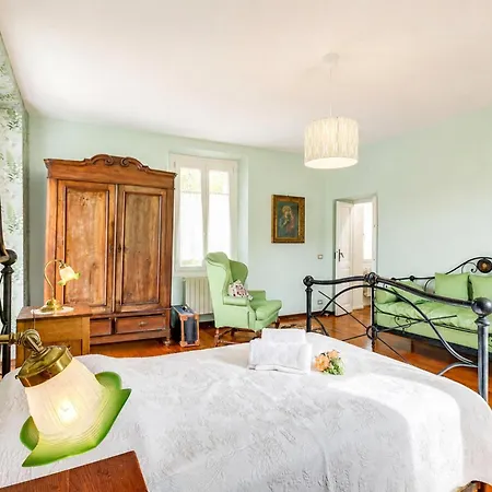 Vila Tagini: Restored 1888 With Private Garden