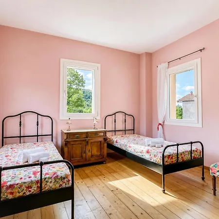 Vila Tagini: Restored 1888 With Private Garden *